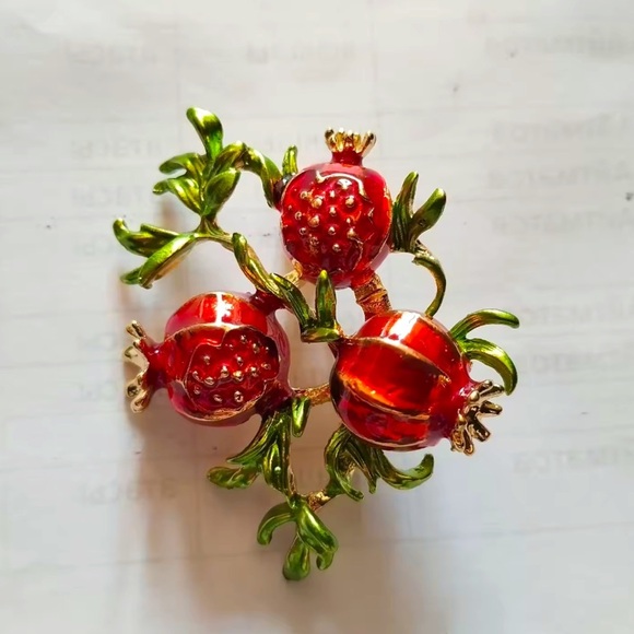 Betsey Johnson Longevity Red Pomegranate Brooch - Picture 1 of 8
